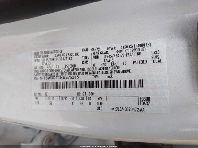 2022 FORD F-350 LARIAT 8