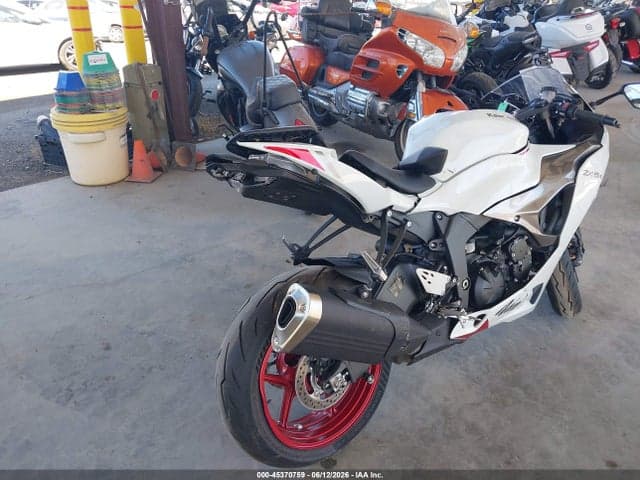 2025 KAWASAKI ZX636 K 4