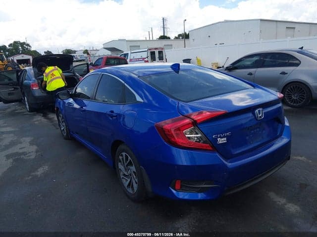 2018 HONDA CIVIC EX 3