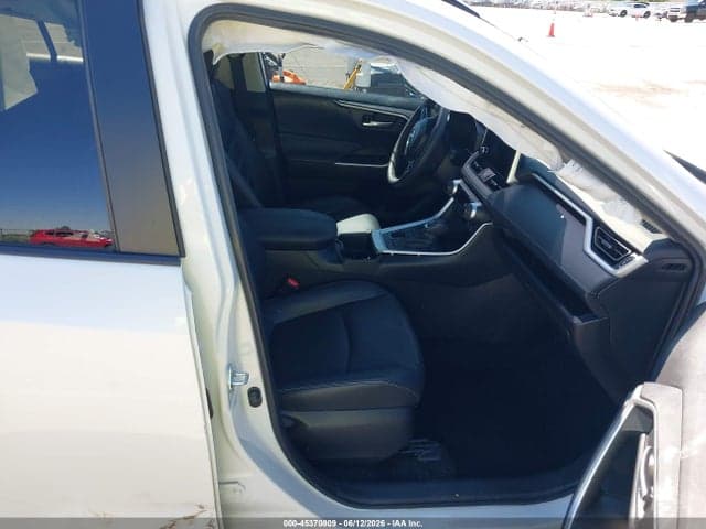 2024 TOYOTA RAV4 XLE PREMIUM 5