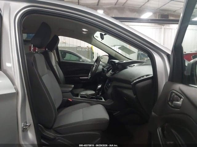 2019 FORD ESCAPE SE 5