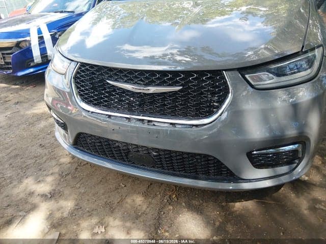 2022 CHRYSLER PACIFICA LIMITED 6