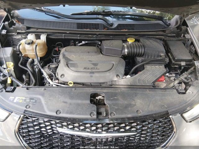 2022 CHRYSLER PACIFICA LIMITED 10