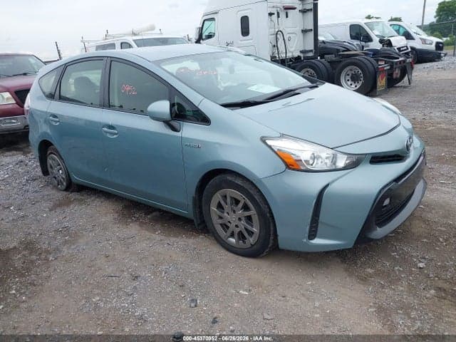 2017 TOYOTA PRIUS V TWO 1