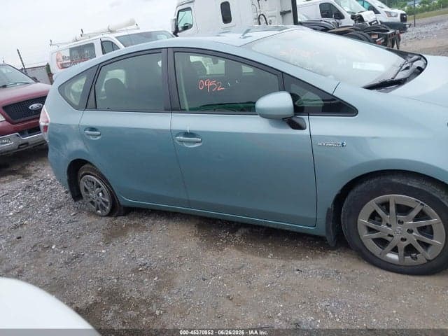2017 TOYOTA PRIUS V TWO 13