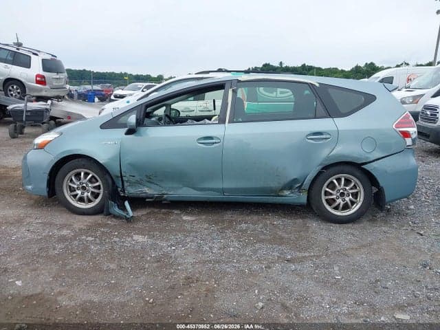 2017 TOYOTA PRIUS V TWO 14