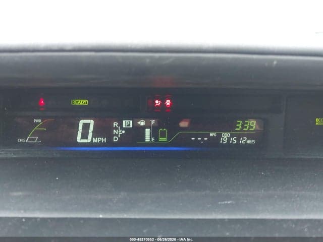 2017 TOYOTA PRIUS V TWO 7