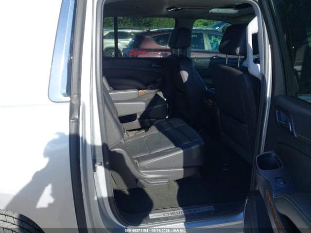 2017 CHEVROLET SUBURBAN PREMIER 8