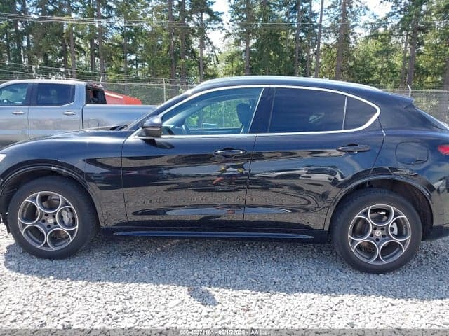2020 ALFA ROMEO STELVIO TI AWD 15