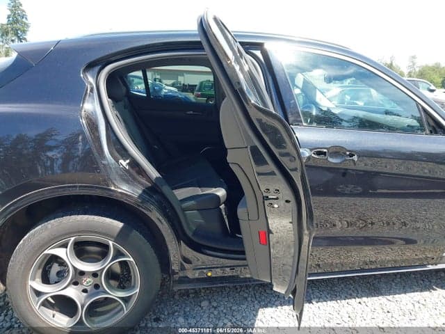 2020 ALFA ROMEO STELVIO TI AWD 8