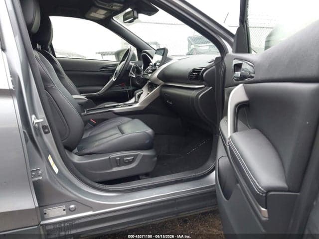 2022 MITSUBISHI ECLIPSE CROSS 5