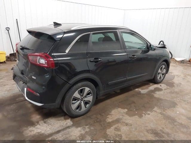2019 KIA NIRO LX 4