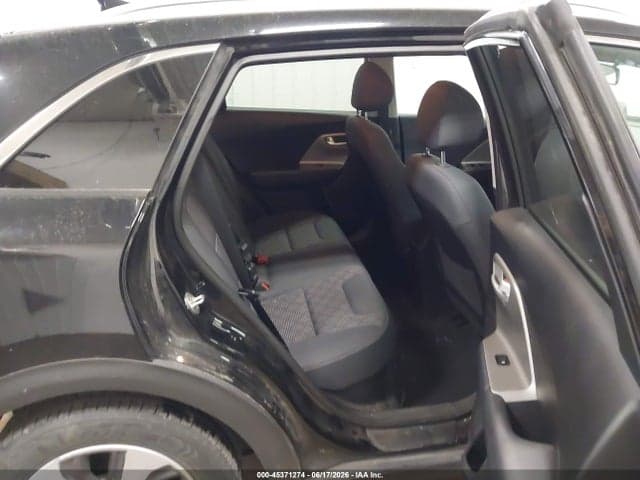 2019 KIA NIRO LX 8