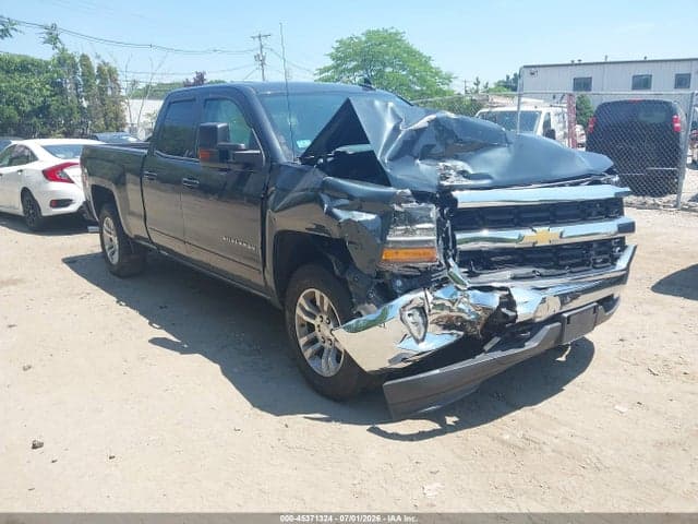 2017 CHEVROLET SILVERADO 1500 LT - 1
