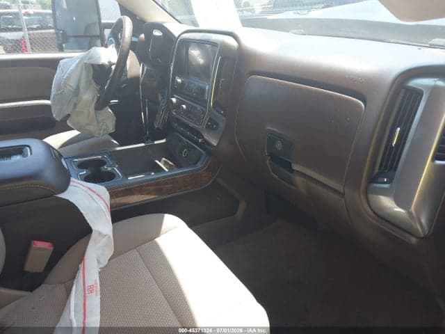 2017 CHEVROLET SILVERADO 1500 LT 5