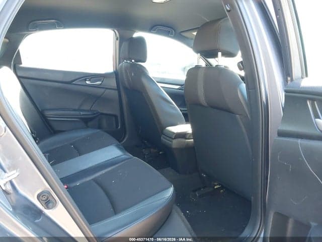 2019 HONDA CIVIC SPORT 8