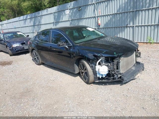 2020 TOYOTA CAMRY SE - 1