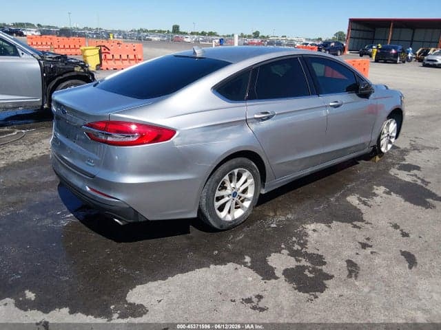 2020 FORD FUSION SE 4