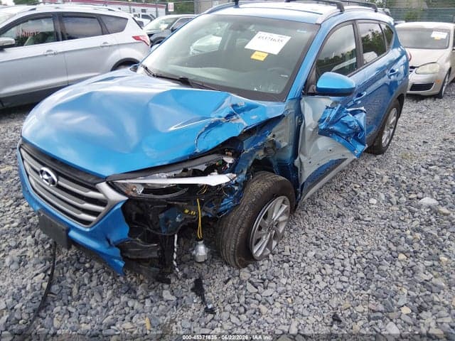 2017 HYUNDAI TUCSON SE 6