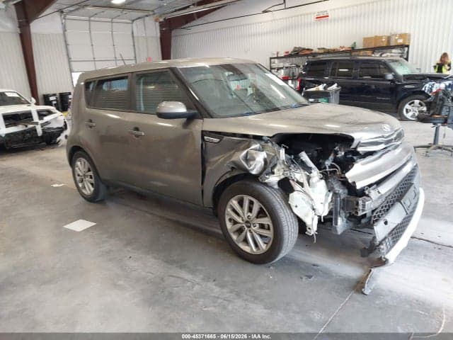 2019 KIA SOUL + 1