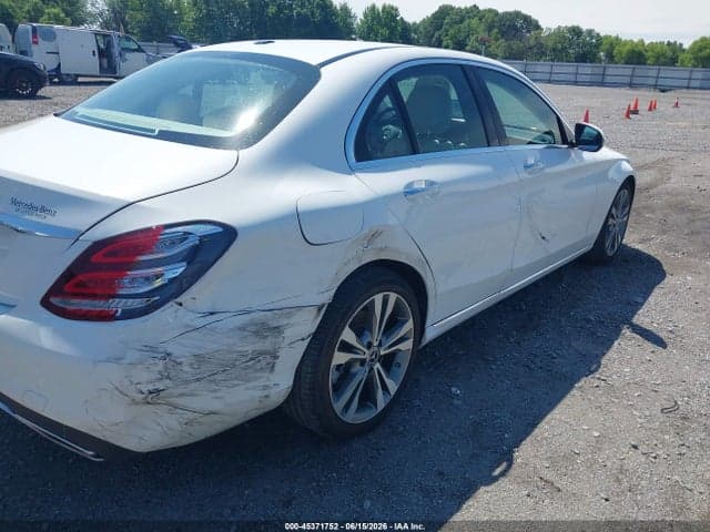 2018 MERCEDES-BENZ C 300 20