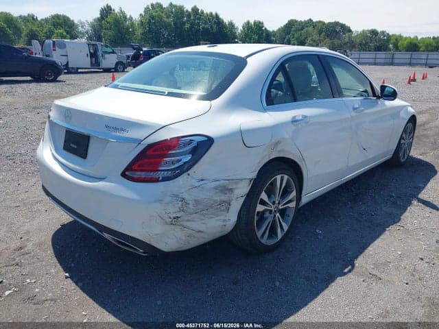 2018 MERCEDES-BENZ C 300 4