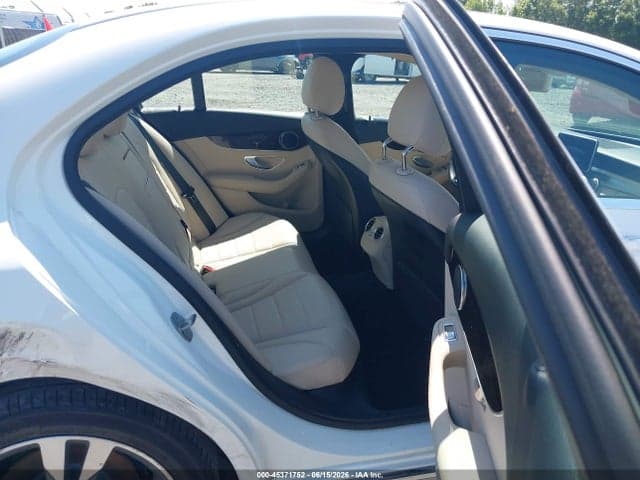 2018 MERCEDES-BENZ C 300 8