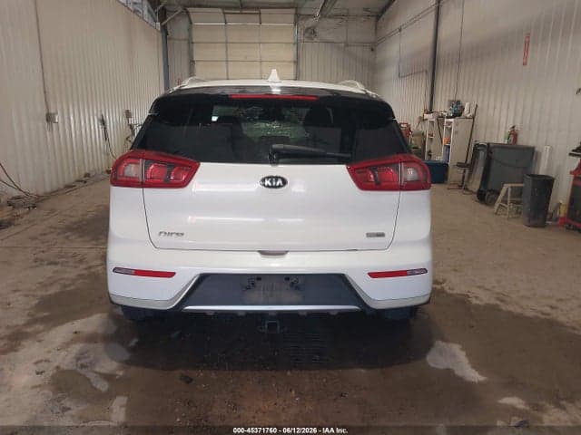 2019 KIA NIRO EX 16