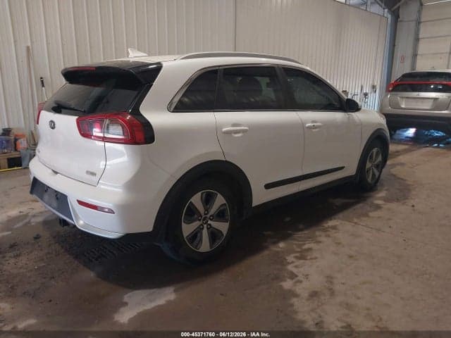 2019 KIA NIRO EX 4