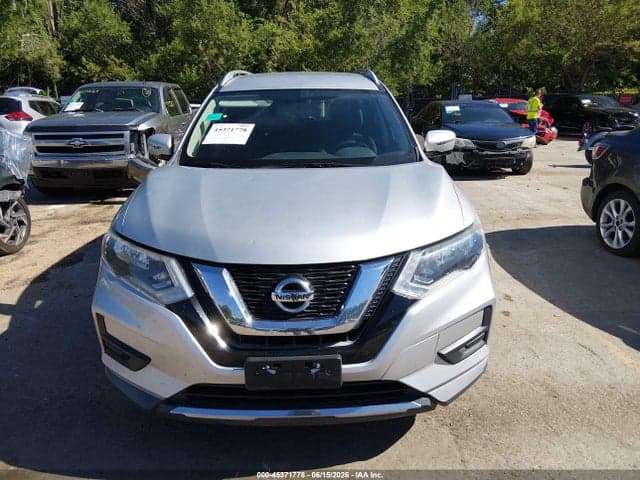 2017 NISSAN ROGUE SV 12