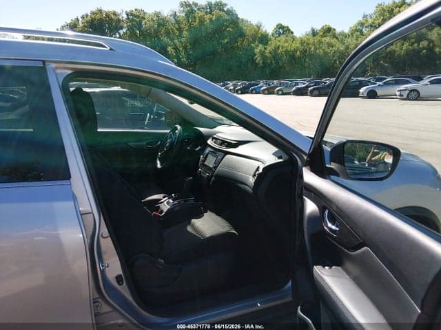 2017 NISSAN ROGUE SV 5