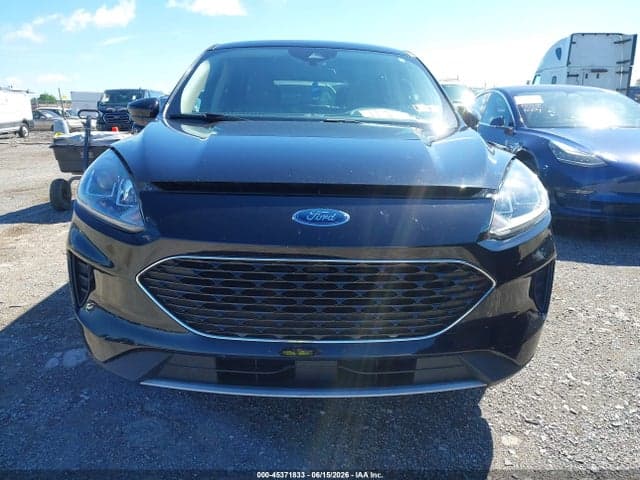 2020 FORD ESCAPE SE 12