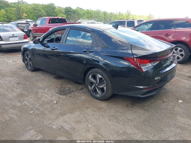 2023 HYUNDAI ELANTRA SEL 4