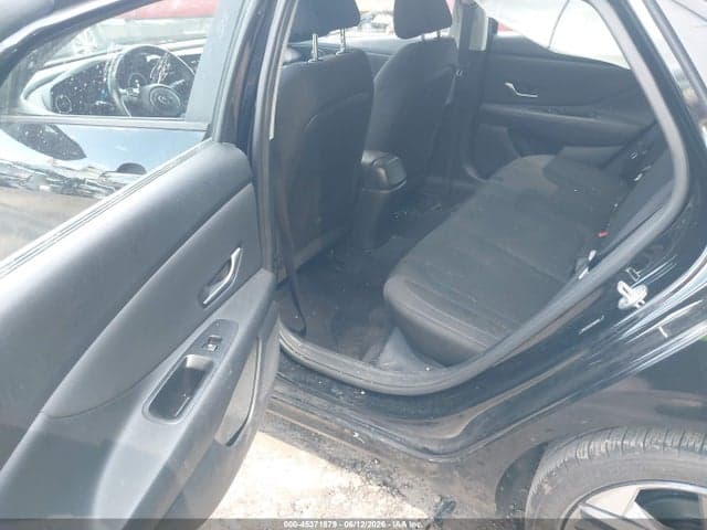2023 HYUNDAI ELANTRA SEL 9