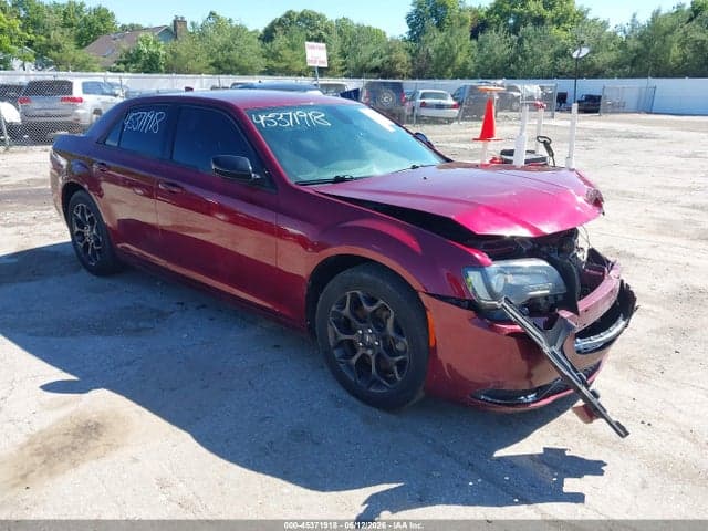 2019 CHRYSLER 300 TOURING AWD 1