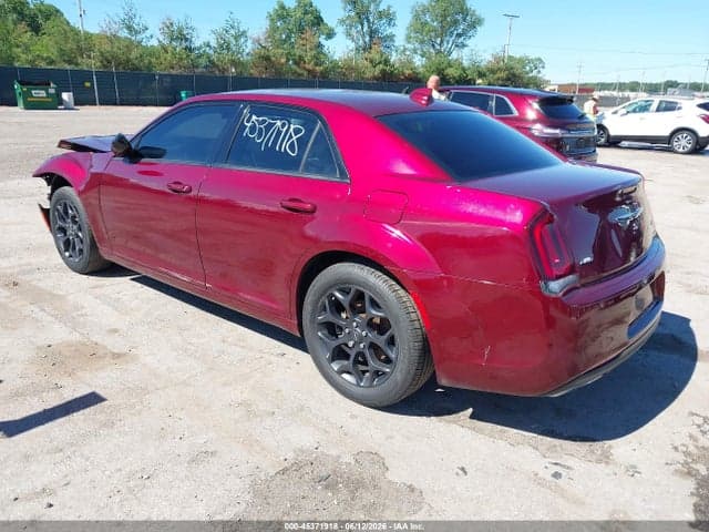 2019 CHRYSLER 300 TOURING AWD 3