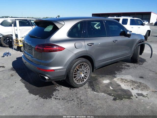 2016 PORSCHE CAYENNE 4