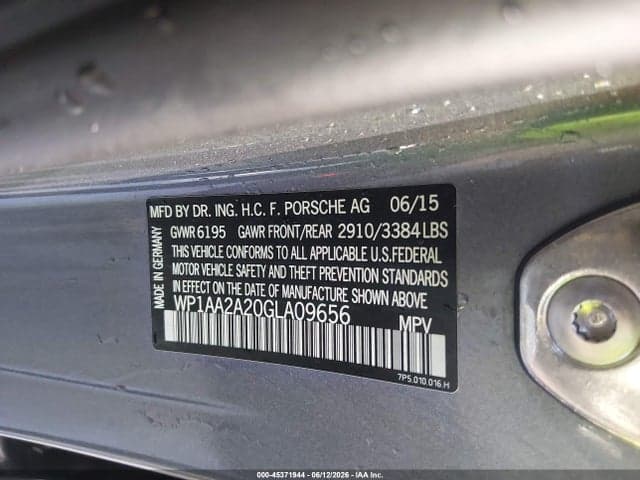 2016 PORSCHE CAYENNE 9