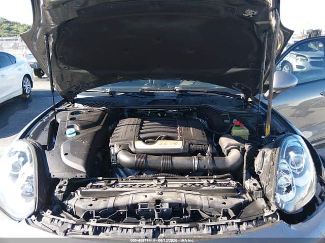 2016 PORSCHE CAYENNE 10