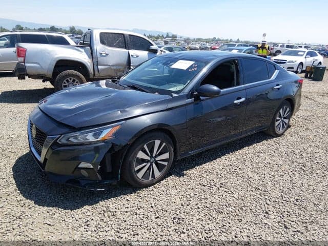 2019 NISSAN ALTIMA 2.5 SV 2