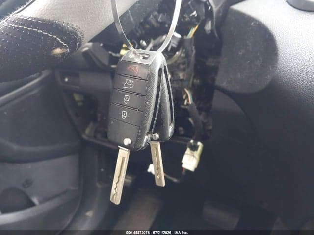 2017 KIA SORENTO 2.4L LX 11