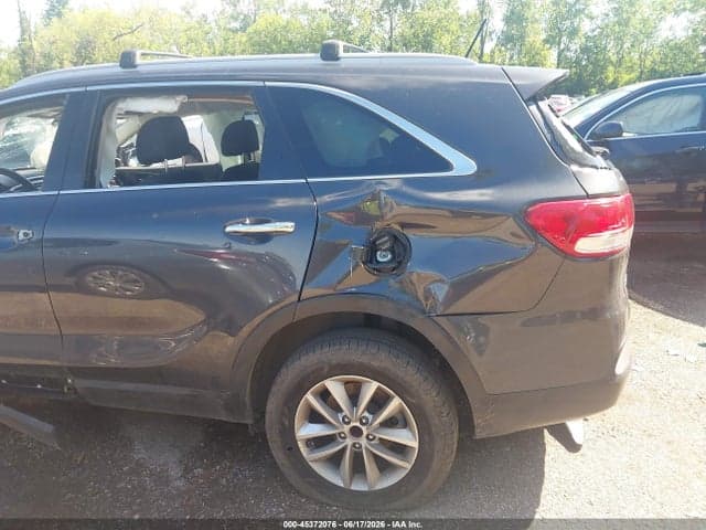 2017 KIA SORENTO 2.4L LX 17