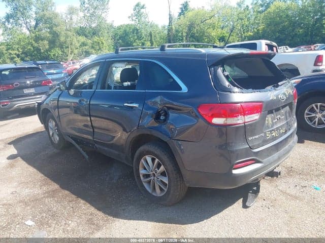 2017 KIA SORENTO 2.4L LX 3