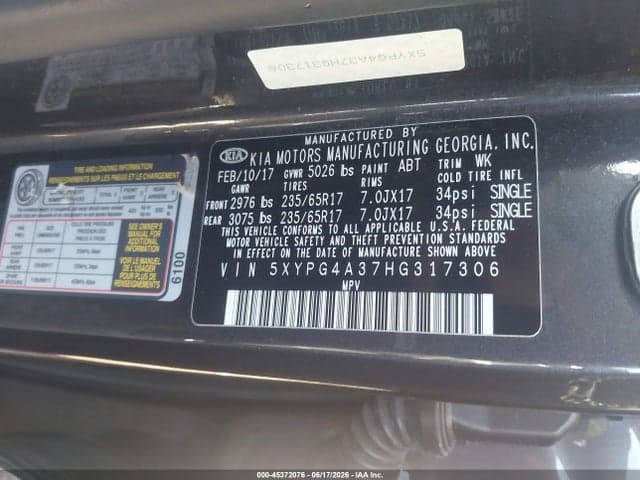 2017 KIA SORENTO 2.4L LX 9