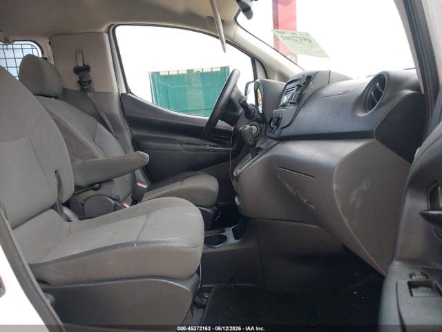 2017 CHEVROLET CITY EXPRESS 1LT 5