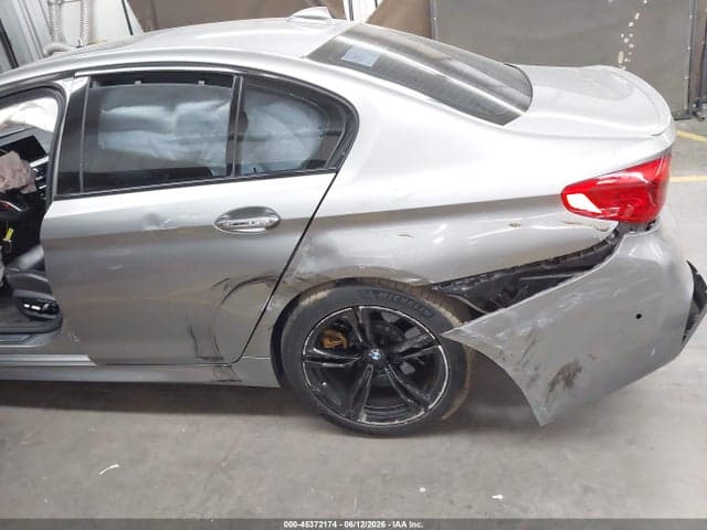 2018 BMW M5 7