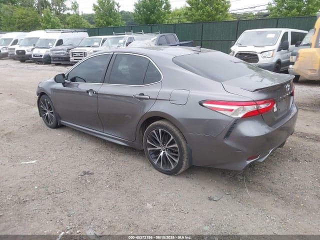 2020 TOYOTA CAMRY SE 3
