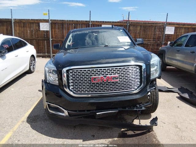 2017 GMC YUKON XL DENALI 12