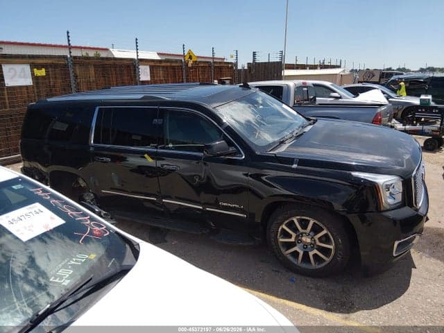 2017 GMC YUKON XL DENALI 13