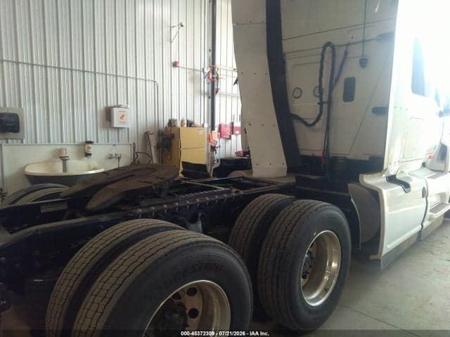 2026 INTERNATIONAL LT 4